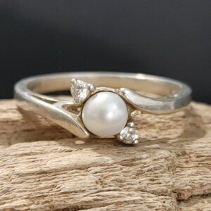 Pearl Sterling Silver Ring Vintage Accent Stones Size 7 Marked DY 925 Elegant